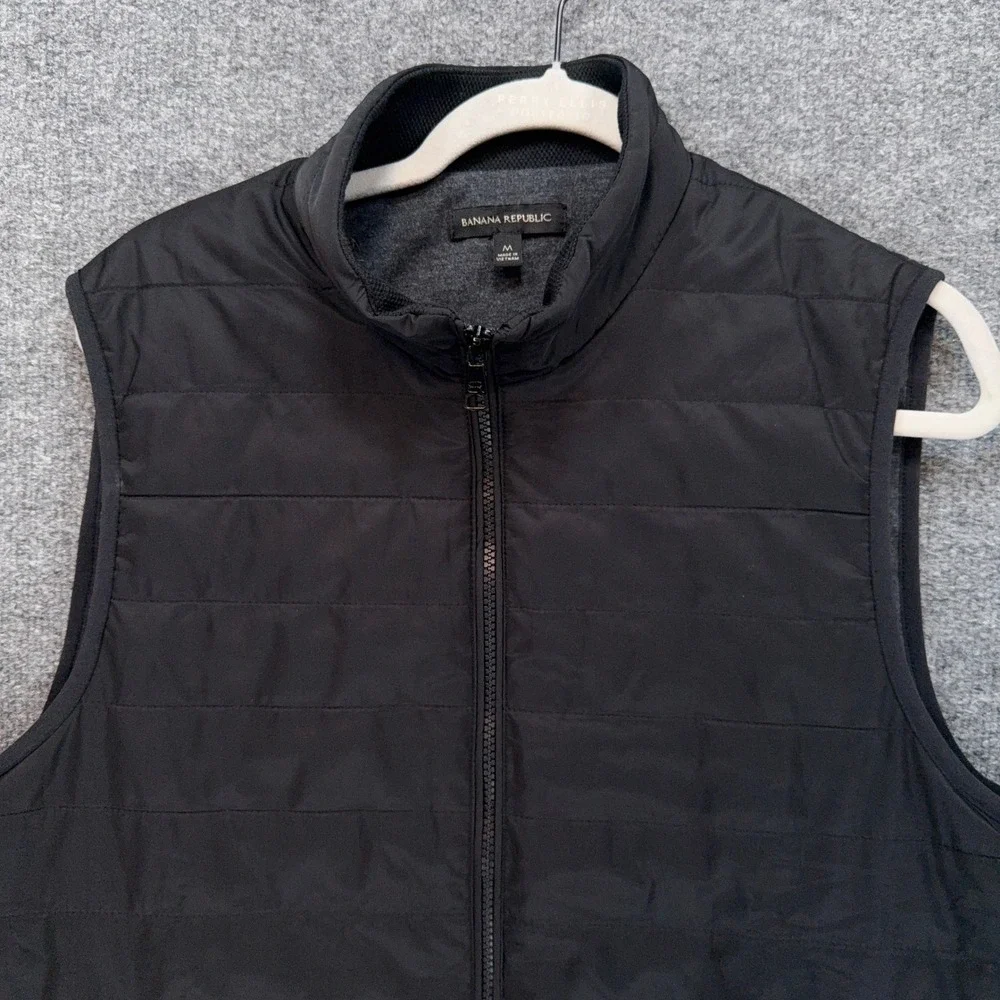Banana Republic Puffer Vest Mens Medium Black Quilted Full Zip Lightweight Gilet